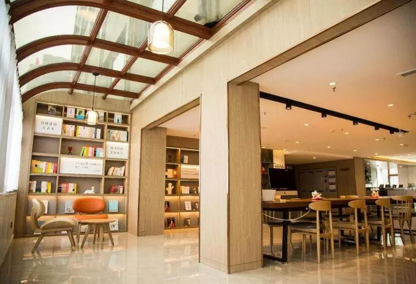 Hanting Premium Hotel Dandong Pedestrian Street