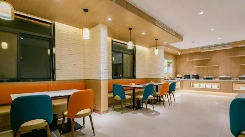 Hanting Premium Hotel Huayin Huashan Mountain Scenic Area Huayue Avenue