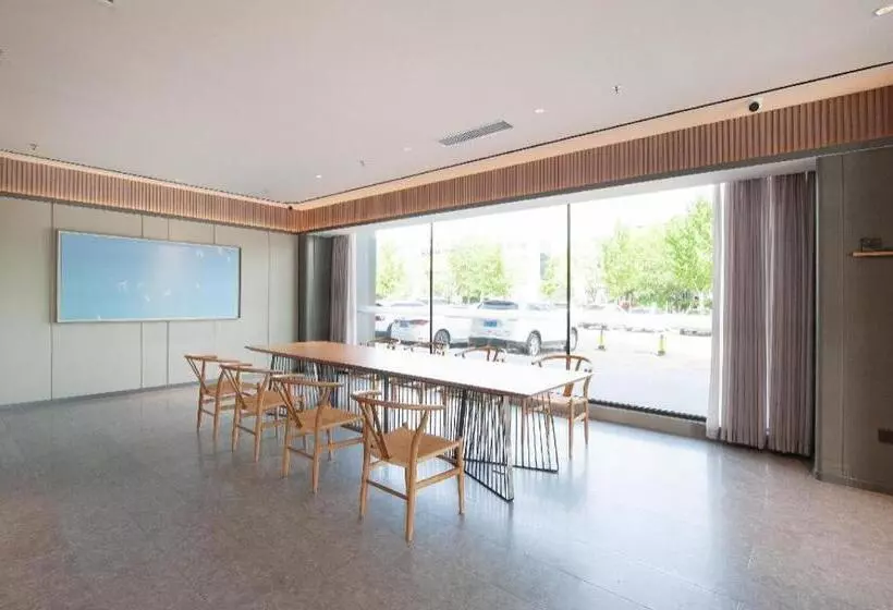 Ji Hotel Chifeng Municipal Government