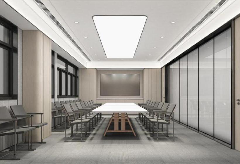 Ji Hotel Shanghai Lujiazui Beiyangjing Road Metro Station