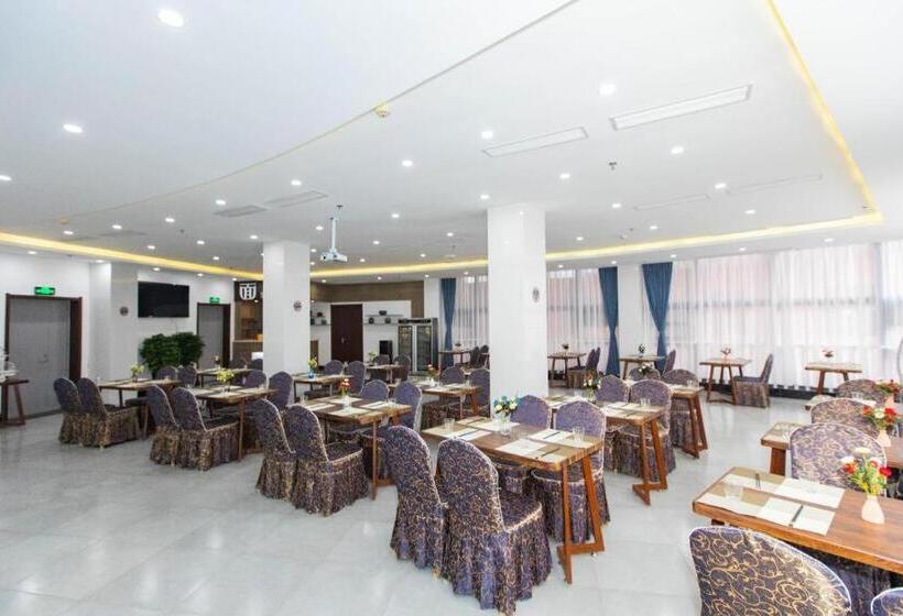 Starway Hotel Linyi University