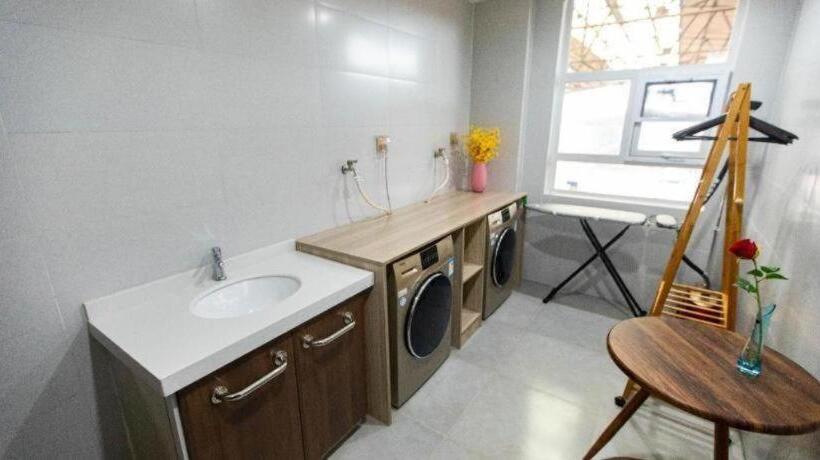 Starway Hotel Linyi University