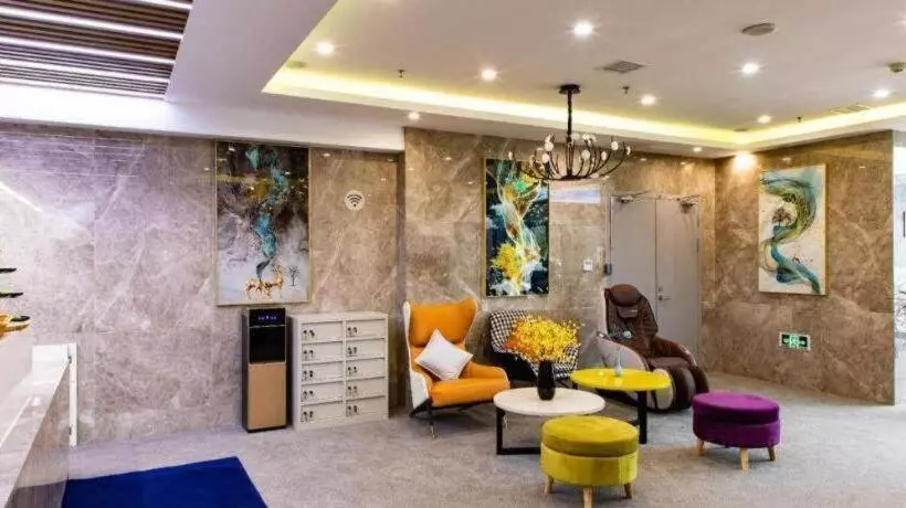 Starway Hotel Linyi University