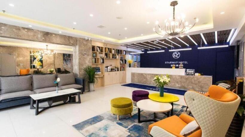 Starway Hotel Linyi University