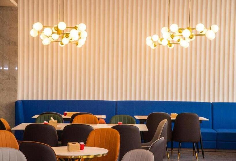 Starway Hotel Zhoukou Shenqiu Angang