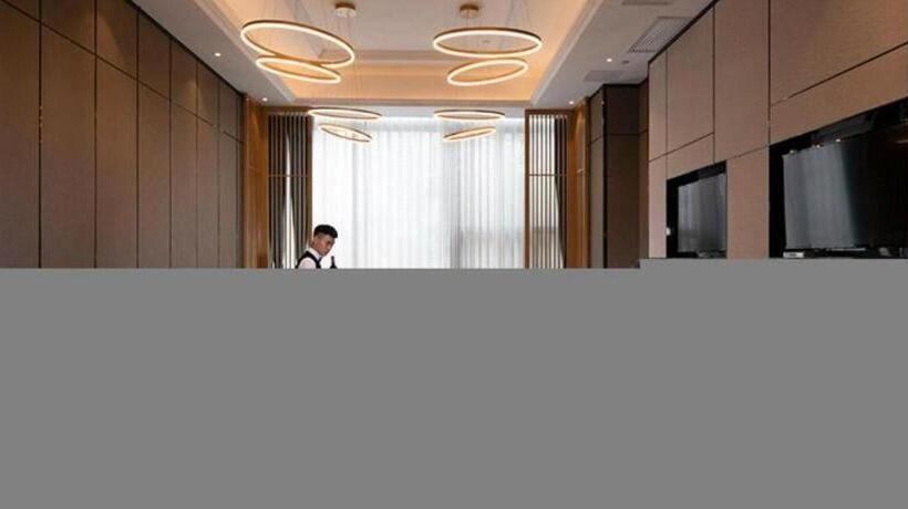 Venus Royal Hotel Nanning East High Speed Railway Station