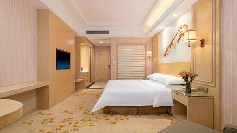 Vienna Hotel Anhui Suzhou Fuxiao Avenue