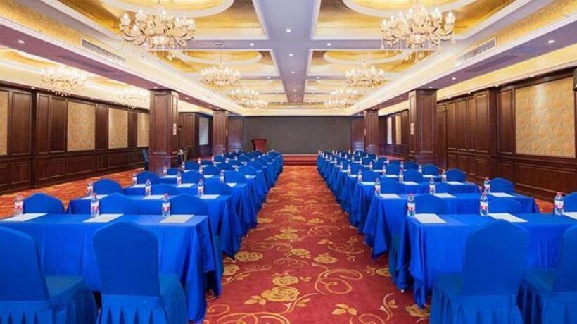 Vienna Hotel Anhui Suzhou Fuxiao Avenue