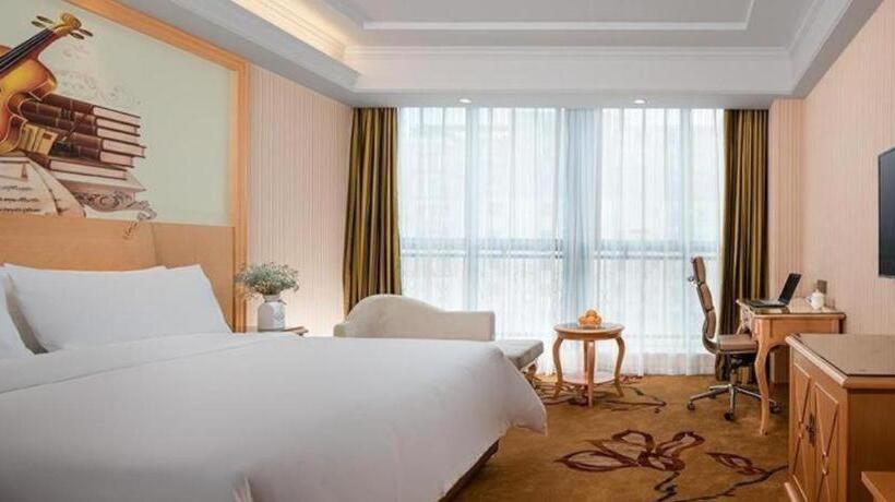 Vienna Hotel Jiangxi Jiujiang Happy City