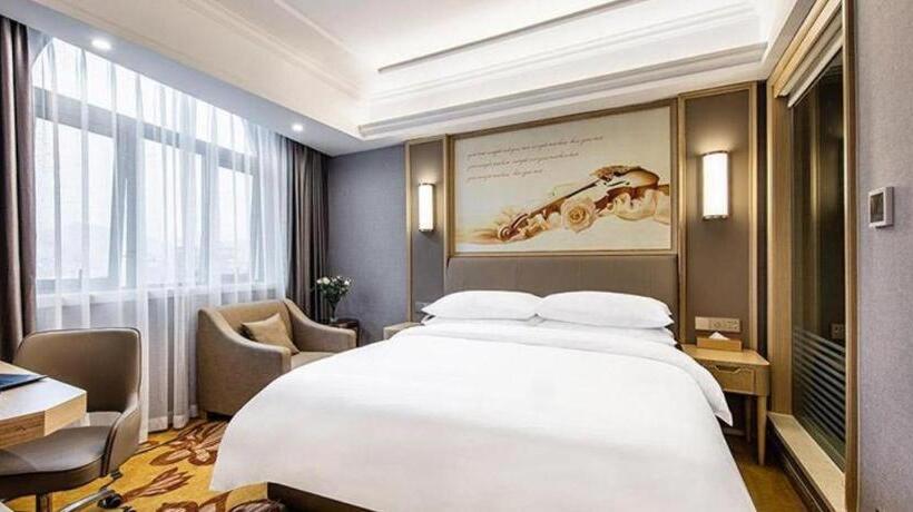 Vienna Hotel Zhejiang Lishui Qingtian Post Building