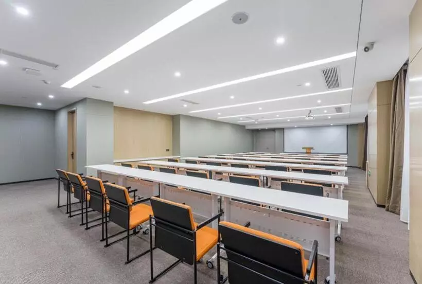 Atour Hotel Xiamen Airport Wuyuan Bay