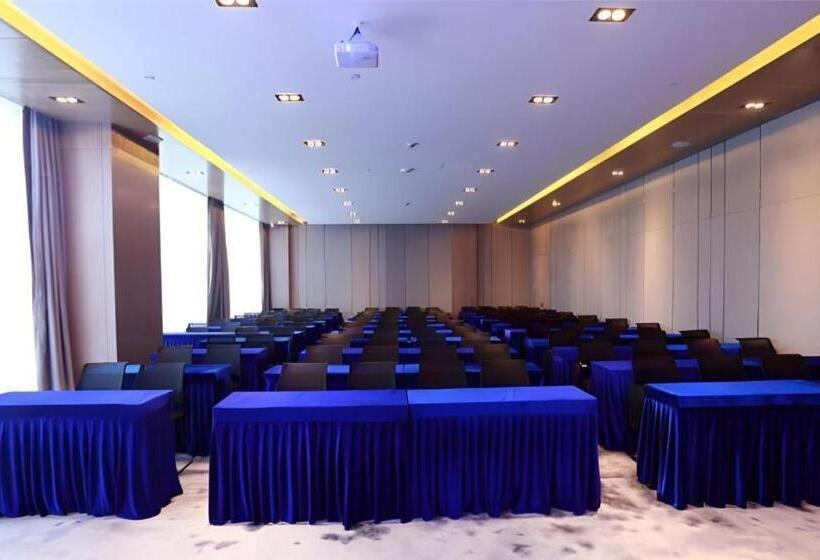 Echarm Hotel Changsha Window Of The World Broadcasting And Exhibition Center