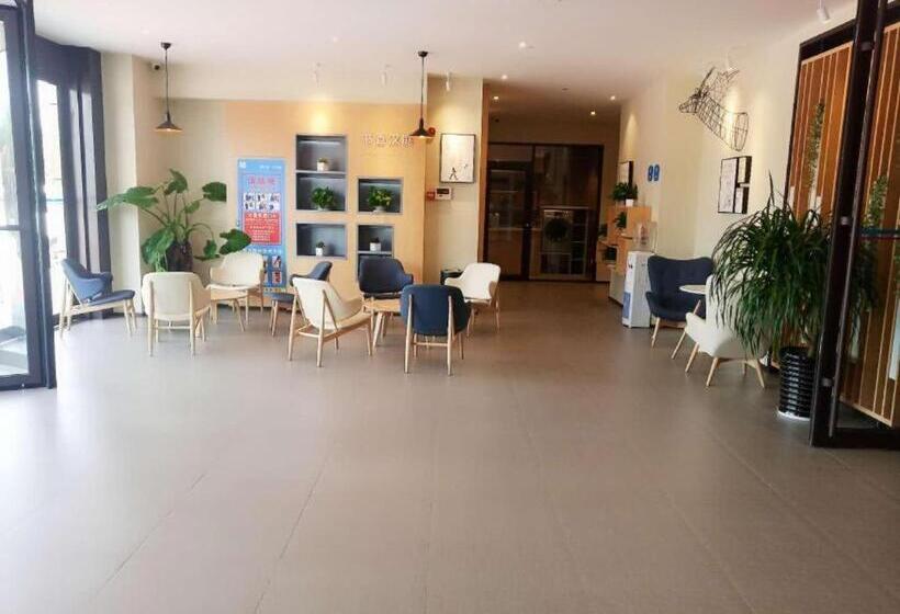 Hanting Hotel Suzhou Lingbi County