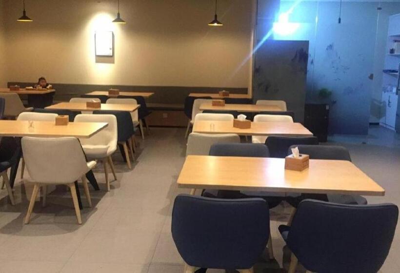 Hanting Hotel Suzhou Lingbi County