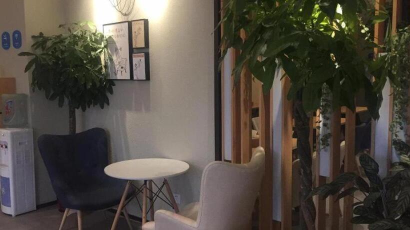 Hanting Hotel Suzhou Lingbi County