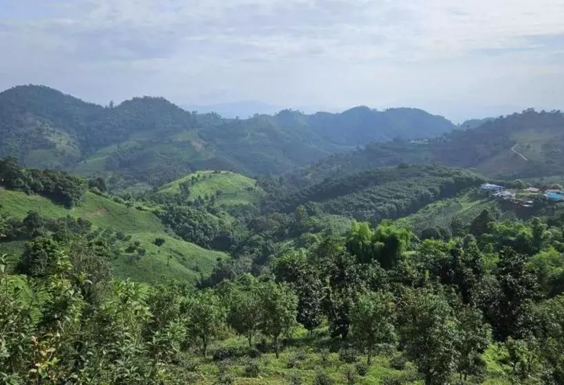 هتل Baan Hom Muen Li