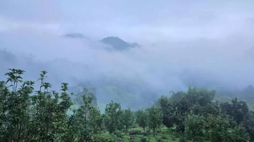 هتل Baan Hom Muen Li