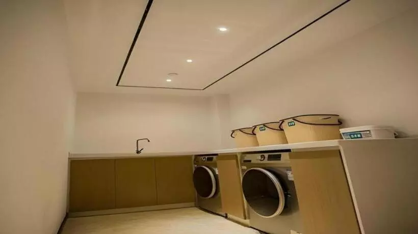 Hotelli City Comfort Inn Fuyang Hongqi Middle School Erlijing Night Market