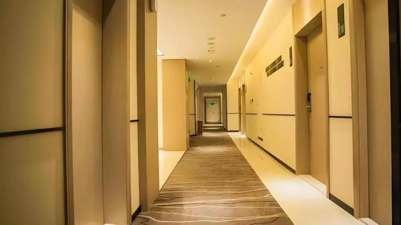 Hotelli City Comfort Inn Fuyang Hongqi Middle School Erlijing Night Market