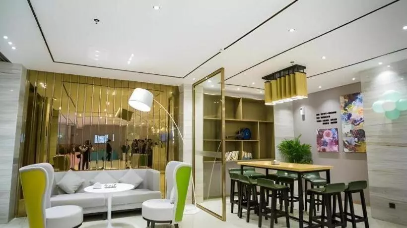 Hotelli City Comfort Inn Shantou Tianshan Road Xinyicheng