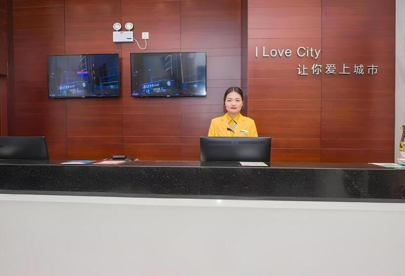 Hotel City Comfort Inn Wuhan Guanggu Software Park