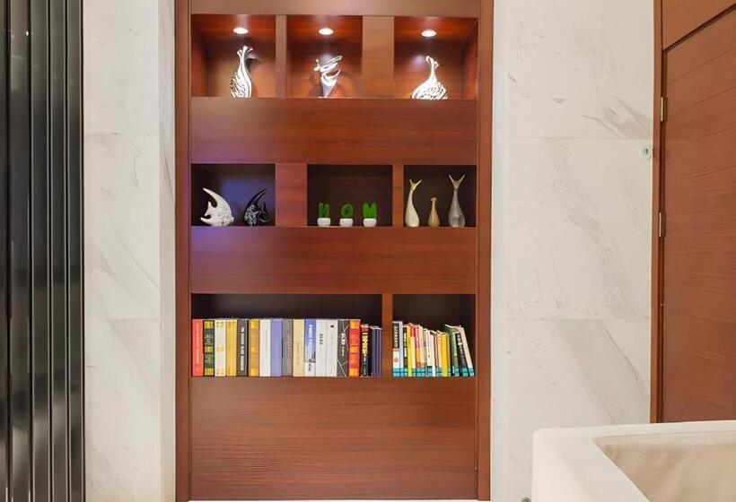 Hotel City Comfort Inn Wuhan Guanggu Software Park