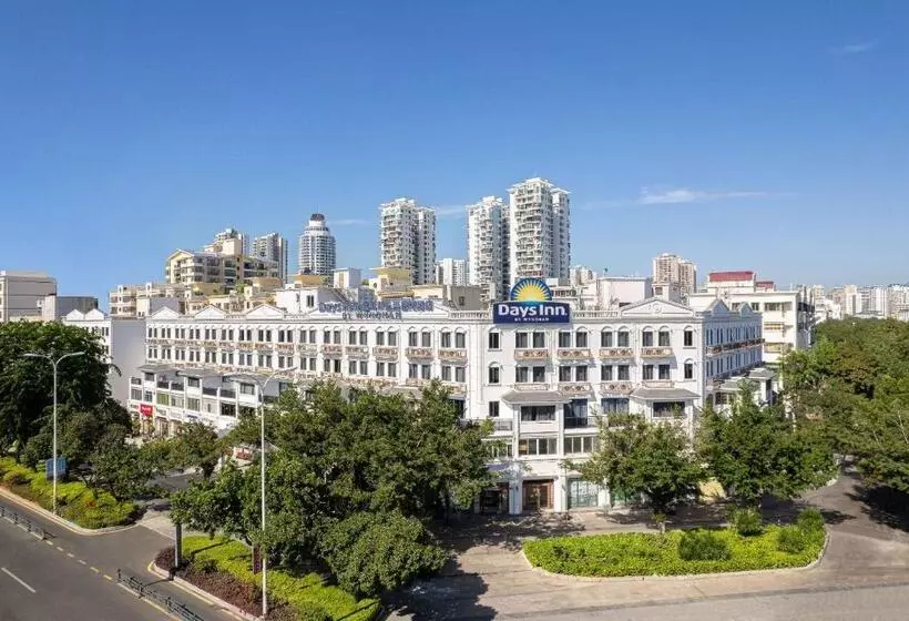 هتل Days Inn By Wyndham Hainan Sanya Bay