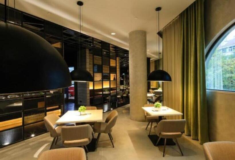 Otel Jinjiang Inn Select Tianjin Xiaobailou Metro Station