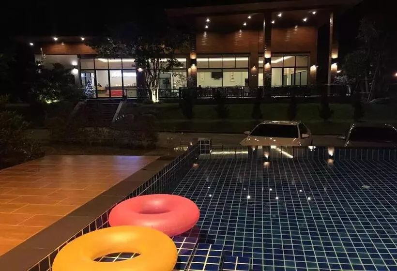 Hotelli Nutchana Hill Boutique