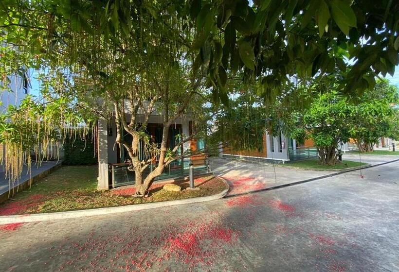 בית מלון כפרי Nutchana Hill Boutique