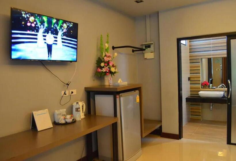 בית מלון כפרי Nutchana Hill Boutique