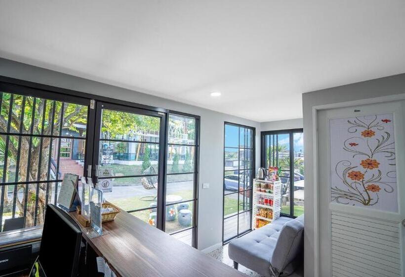 בית מלון כפרי Nutchana Hill Boutique