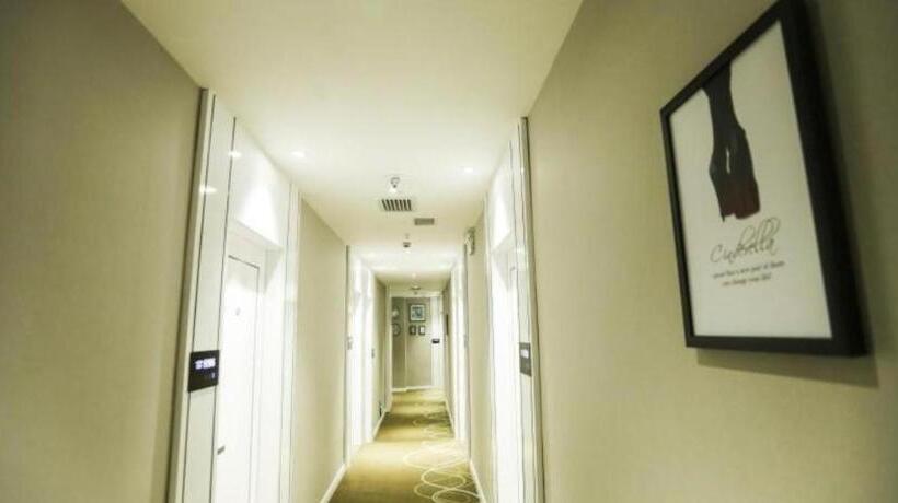 호텔 Xana Lite·dunhua Railway Station