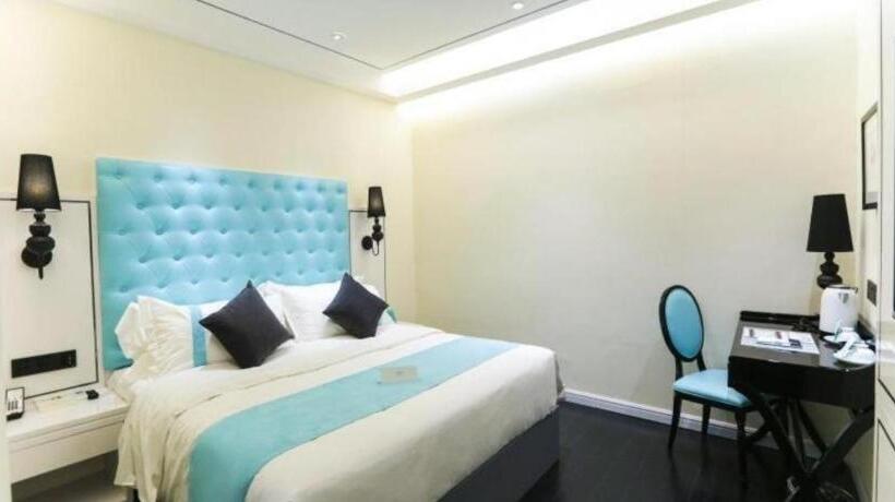 호텔 Xana Lite·dunhua Railway Station