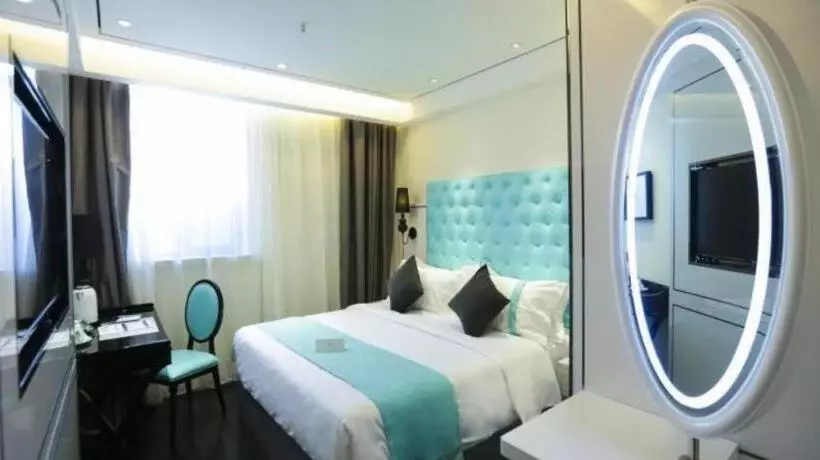 Hotelli Xana Lite·dunhua Railway Station