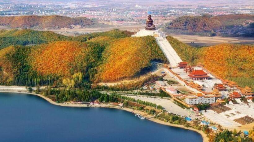 호텔 Xana Lite·dunhua Railway Station