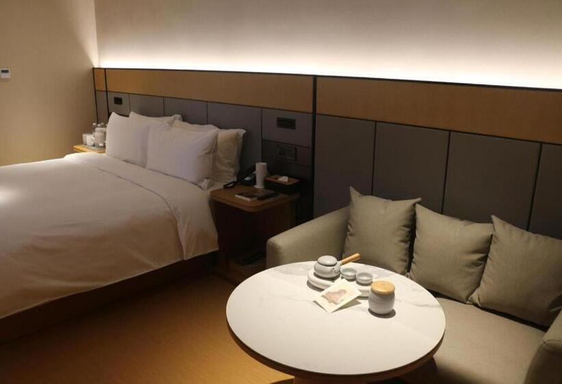 Ji Hotel Korla Municipal Government