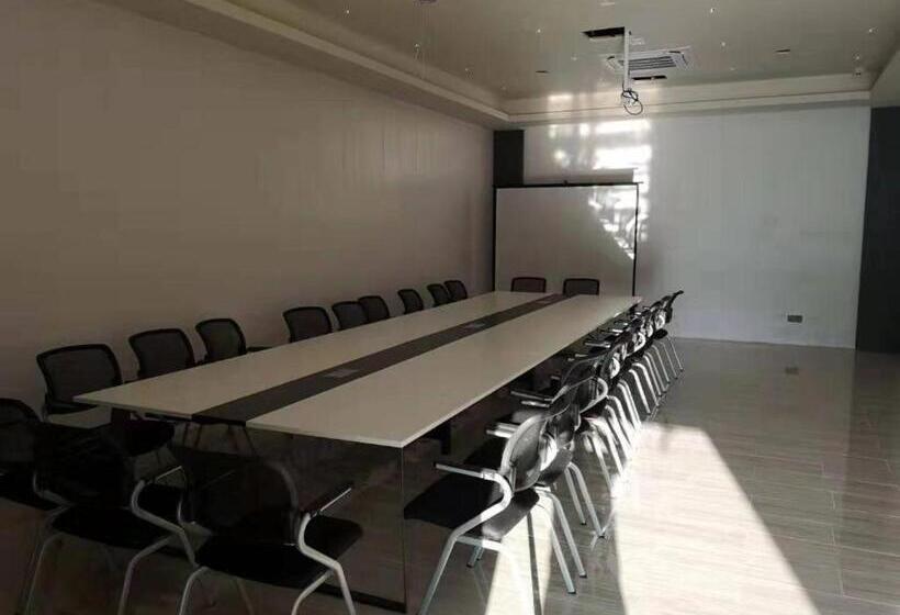 Ji Hotel Xiamen South Tongan Huancheng Road