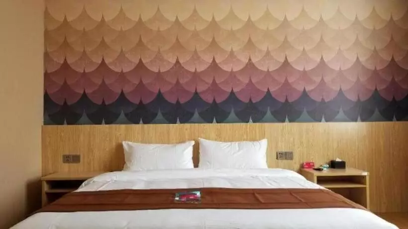 Pai Hotel Dengfeng Songshan Shaolin Temple Chonggao Road