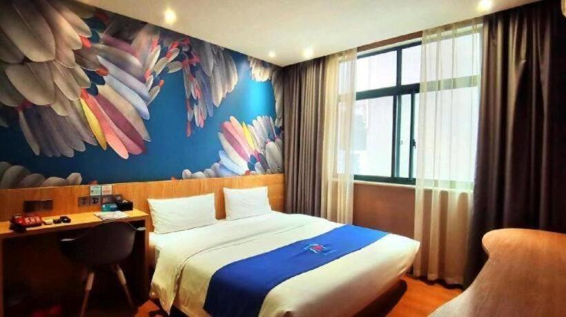 Pai Hotel Dengfeng Songshan Shaolin Temple Chonggao Road