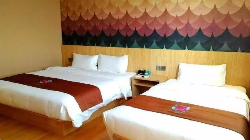 Pai Hotel Dengfeng Songshan Shaolin Temple Chonggao Road