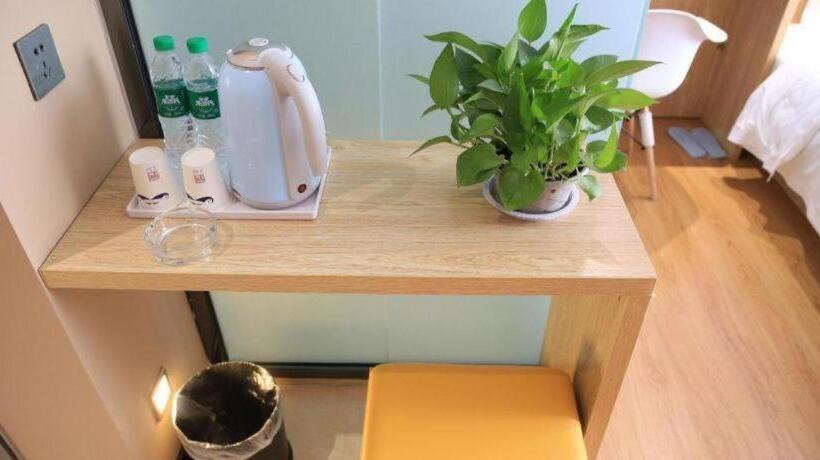 Pai Hotel Dengfeng Songshan Shaolin Temple Chonggao Road