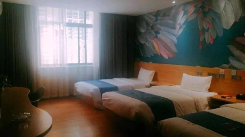 Pai Hotel Dengfeng Songshan Shaolin Temple Chonggao Road