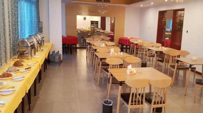 Pai Hotels Yulin Railway Station Yulin College