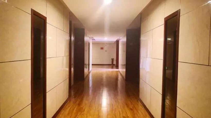 Pai Hotels Yulin Railway Station Yulin College