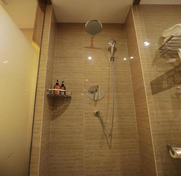 Starway Hotel Huzhou Changxing