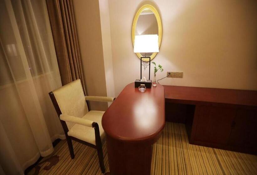 Starway Hotel Huzhou Changxing