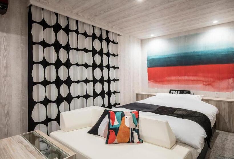 Hotel Chroma   Adult Only