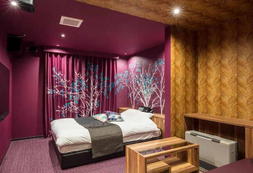 Hotel Chroma   Adult Only