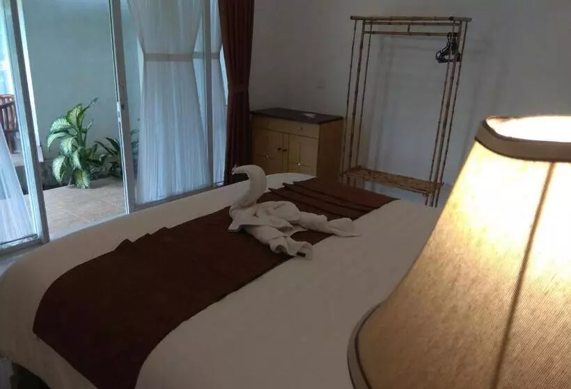 Majatalo Athaya Canggu